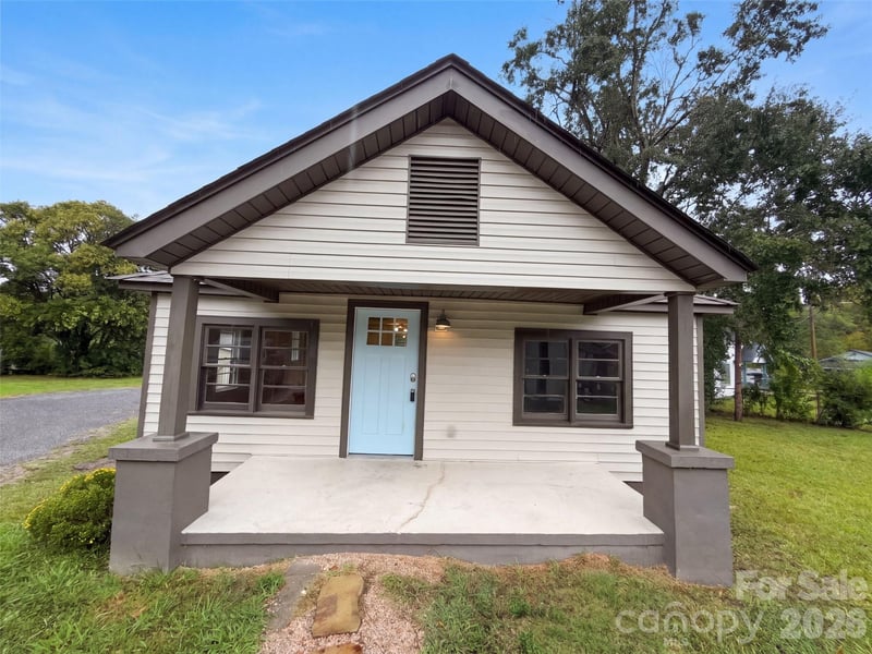 103 Southside Circle, Lancaster, SC - 2 beds, 1 bath, 619 sqft - $168,000