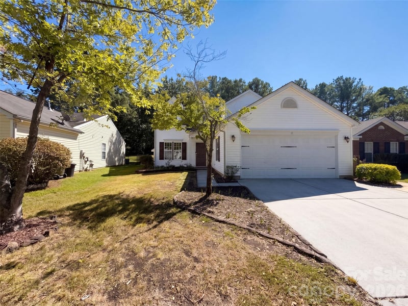10526 Glory Meadow Court, Charlotte, NC - 3 beds, 2.5 baths, 1,400 sqft - $368,000