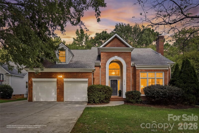 2815 Winghaven Lane, Charlotte, NC - 4 beds, 2.5 baths, 2,389 sqft - $699,900