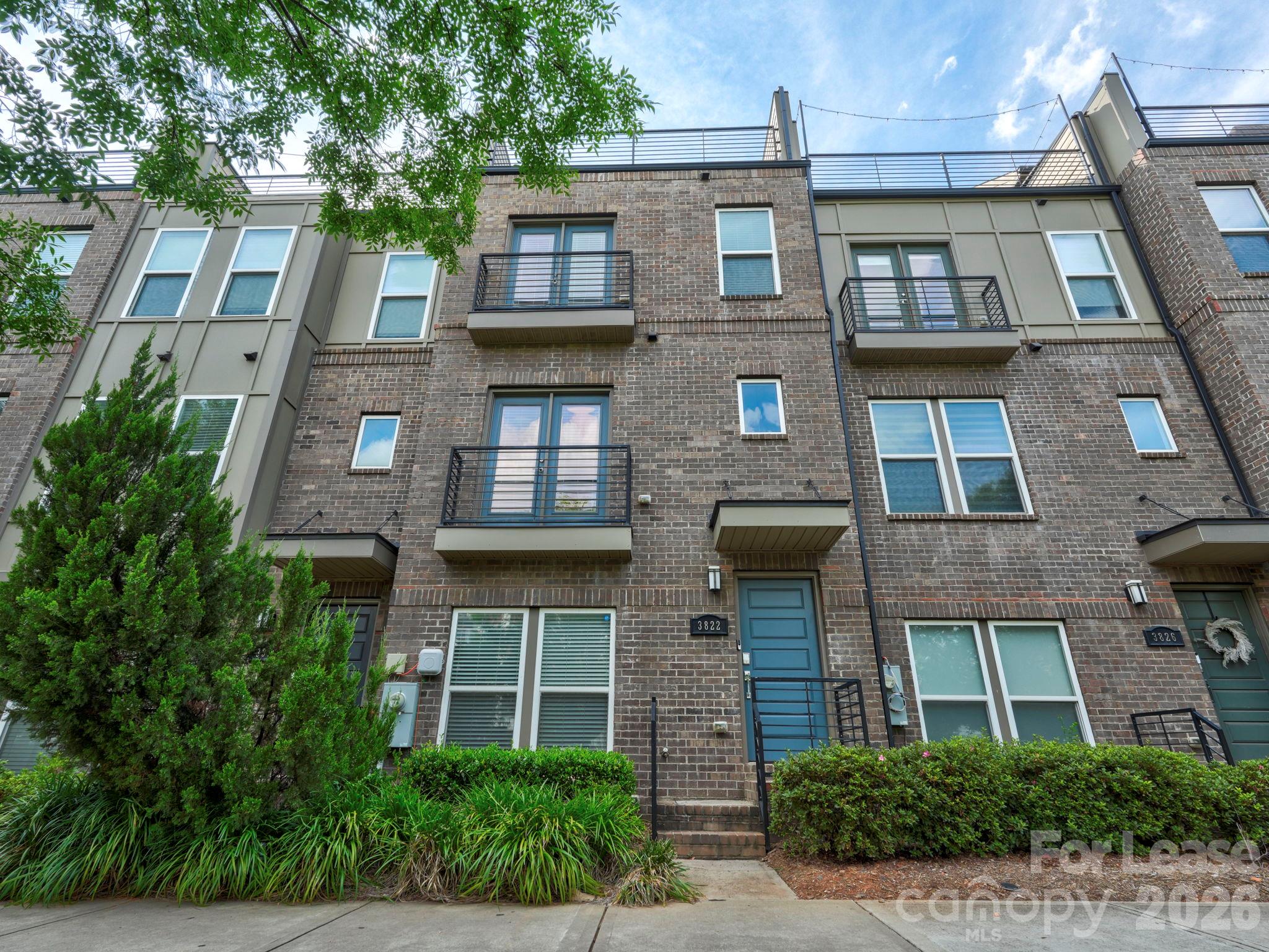 3822 Sky Haven Dr, Charlotte, NC 28209. property listing photo