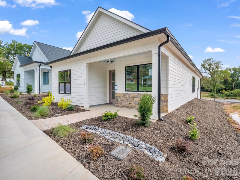 170 N Mitchell Street, Rutherfordton, NC - 3 beds, 2 baths, 1,316 sqft - $350,000