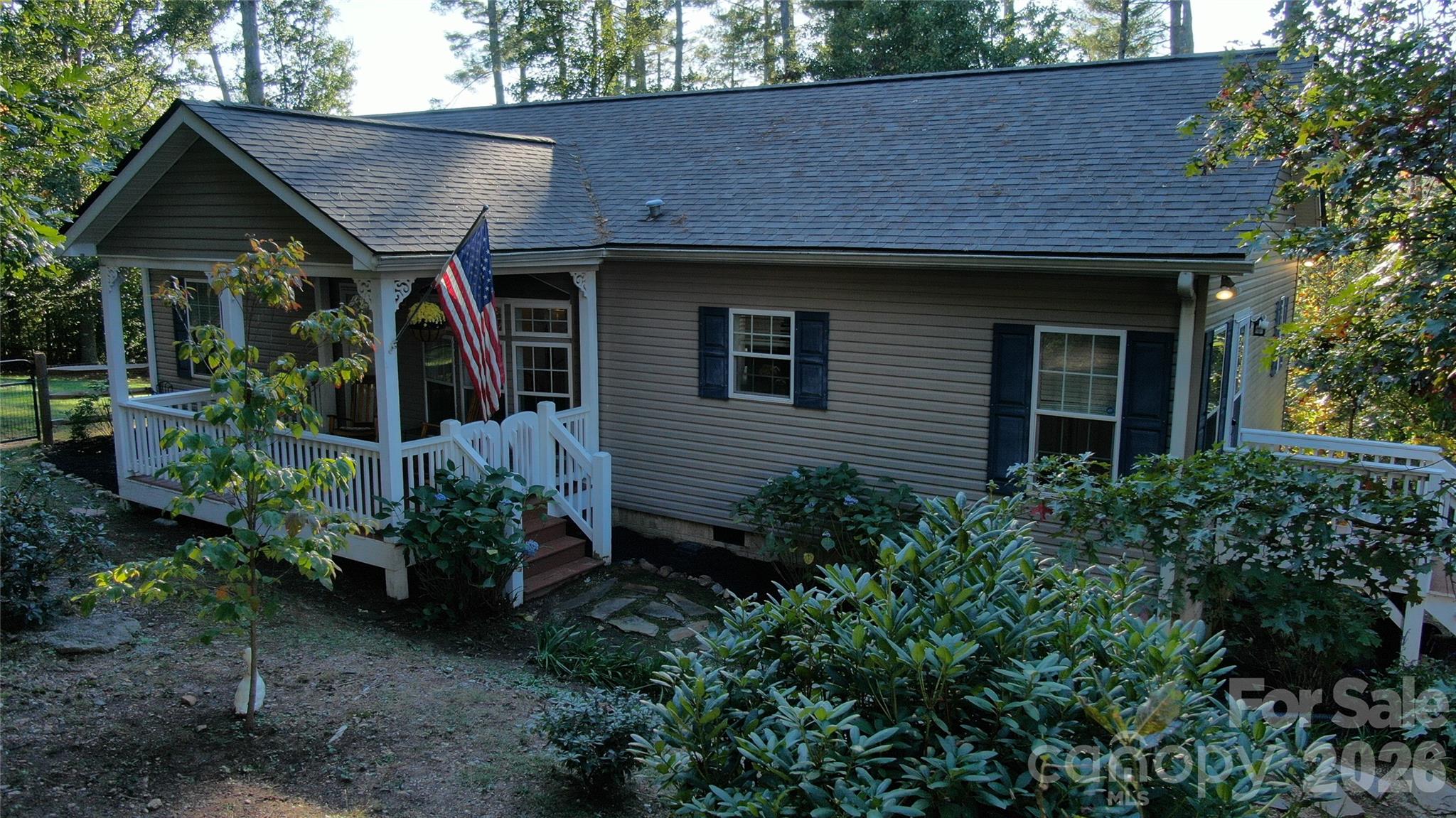 52 Enochs Way Way Apt 17, Fletcher, NC 28732. property listing photo