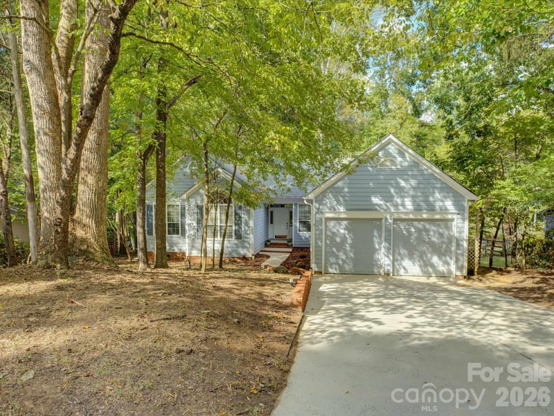 9207 Rainbow Forest Drive, Charlotte, NC - 3 beds, 2 baths, 1,665 sqft - $500,000