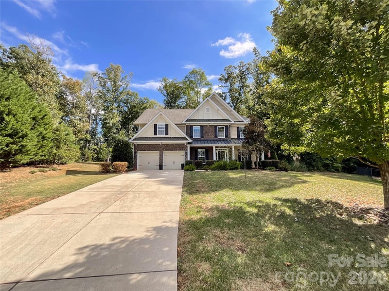 7527 Snowbird Court, Mint Hill, NC - 5 beds, 4.5 baths, 3,408 sqft - $735,000