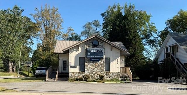 899 Haywood Road, Asheville, NC - 2 baths - $618,000