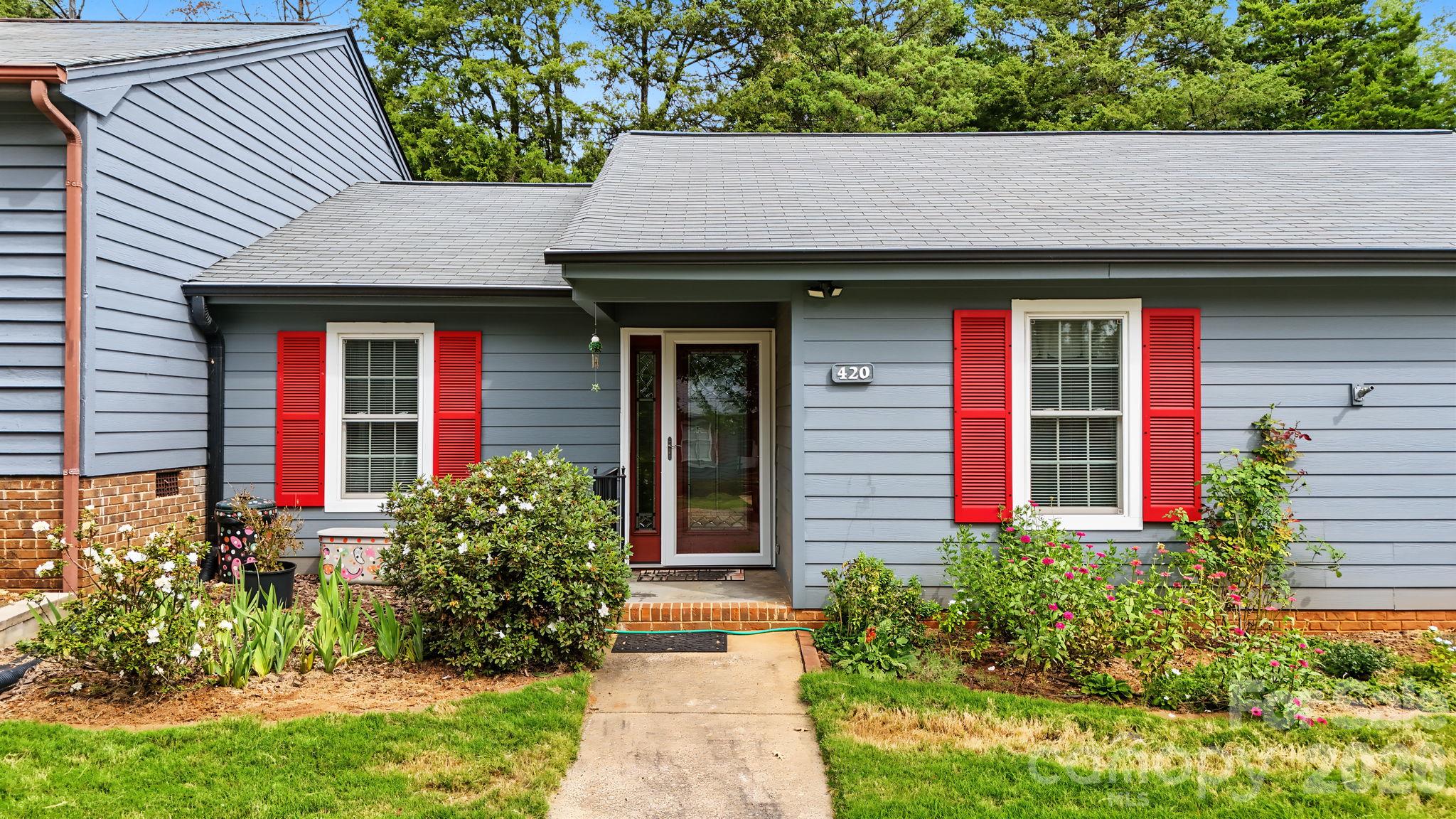 420 English Ivy Ct, Fort Mill, SC 29715. property listing photo