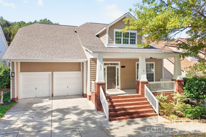 231 Fairview Lane, Davidson, NC - 4 beds, 2.5 baths, 2,848 sqft - $1,100,000