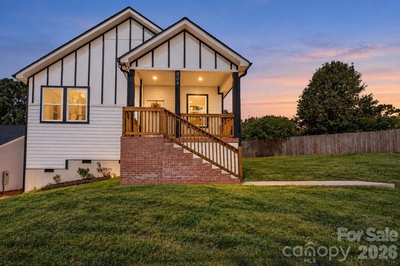 804 Evergreen Avenue, Kannapolis, NC - 3 beds, 2 baths, 1,091 sqft - $300,000