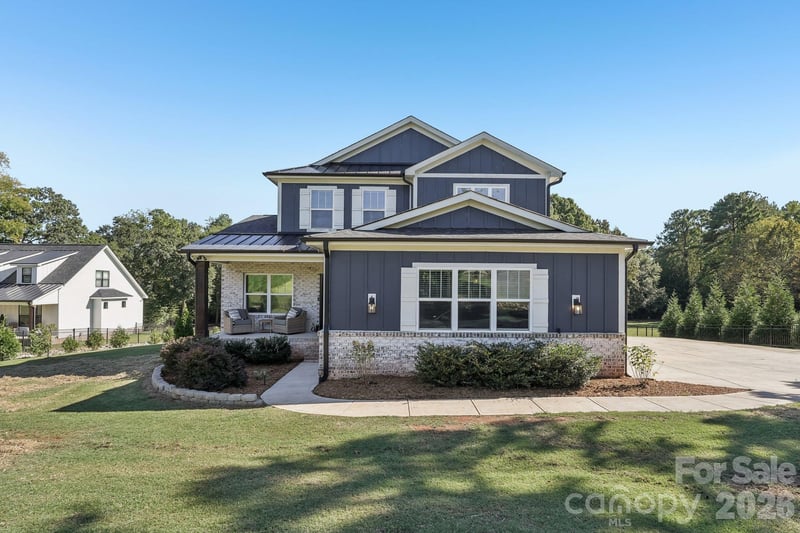 952 Armstrong Road, Belmont, NC - 4 beds, 3.5 baths, 2,527 sqft - $729,000