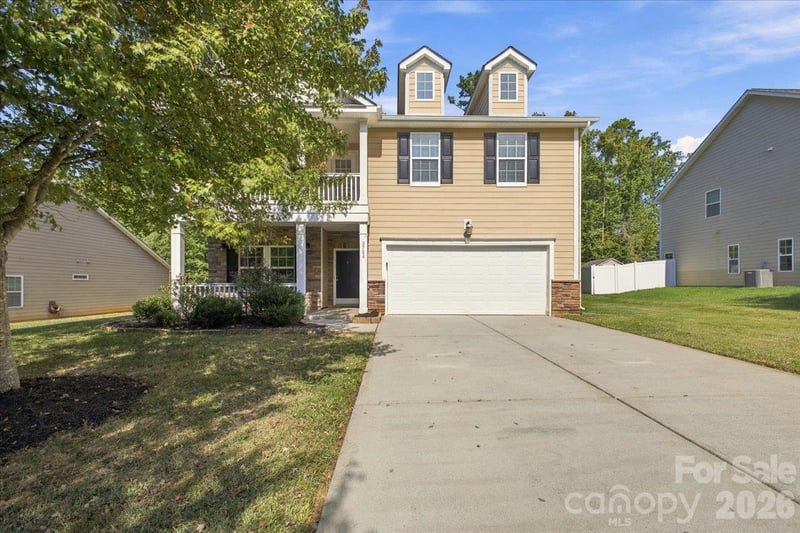3724 Martele Drive, Mint Hill, NC - 4 beds, 2.5 baths, 2,711 sqft - $565,000