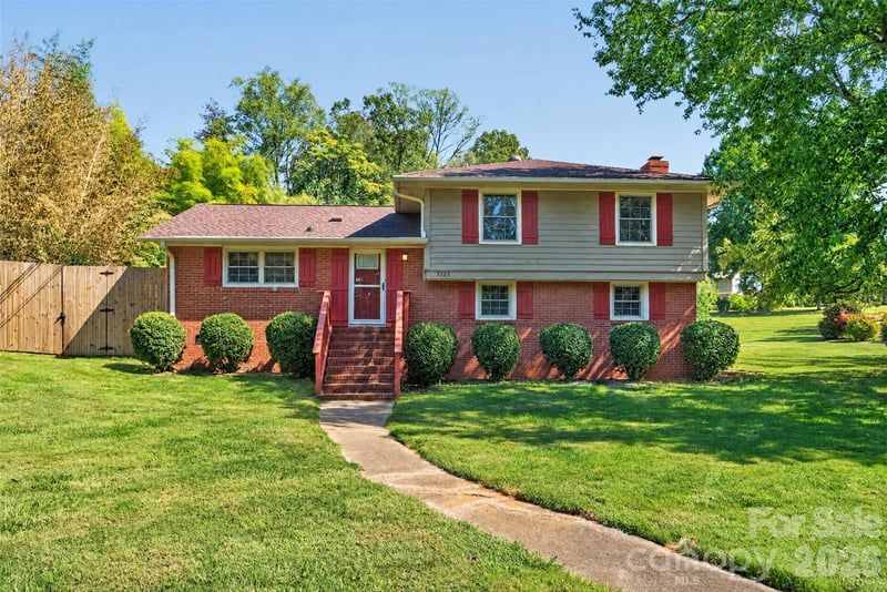 3325 Saint Evans Road, Charlotte, NC - 3 beds, 2 baths, 1,876 sqft - $359,900