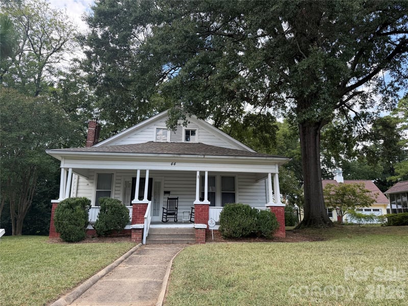 44 Academy Avenue NW, Concord, NC - 3 beds, 1 bath, 1,678 sqft - $169,000