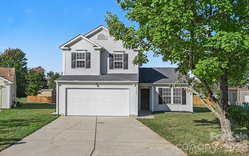10502 Glory Meadow Court, Charlotte, NC - 3 beds, 2.5 baths, 1,546 sqft - $354,900
