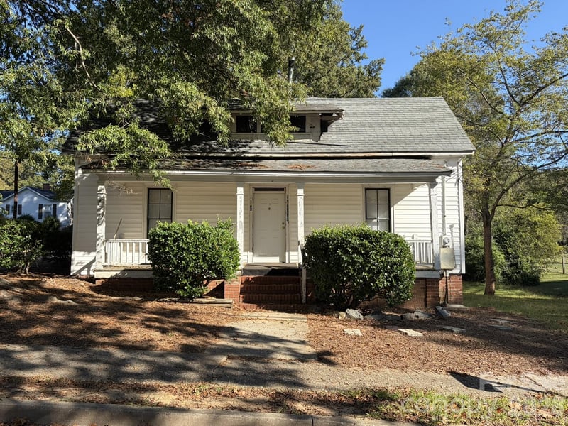 432 Watts Street, Albemarle, NC - 1 bed, 1 bath, 798 sqft - $145,000