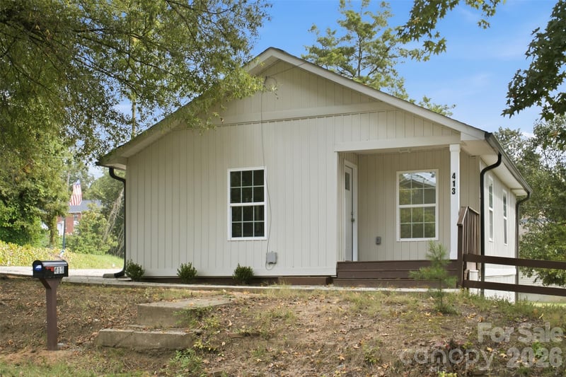 413 Pleasant Avenue, Kannapolis, NC - 2 beds, 2 baths, 776 sqft - $210,000