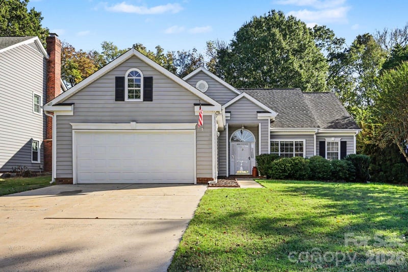 8524 Albury Walk Lane, Charlotte, NC - 3 beds, 2 baths, 1,559 sqft - $460,000