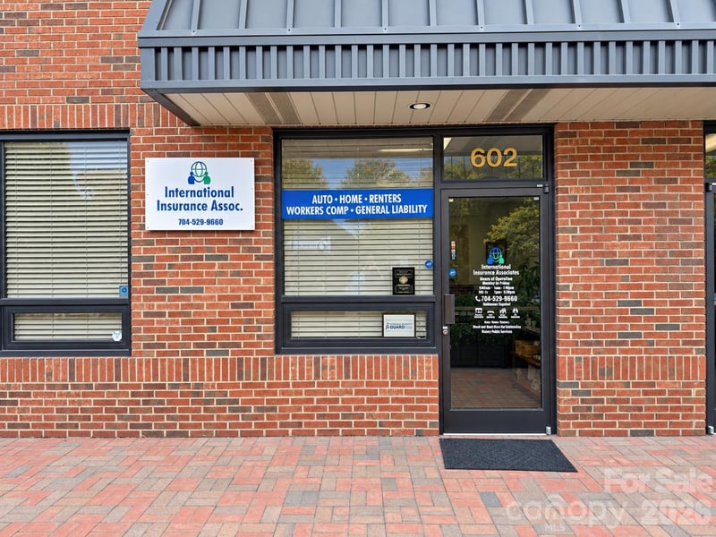 224 Westinghouse Boulevard Apt 602, Charlotte, NC -  - $210,000