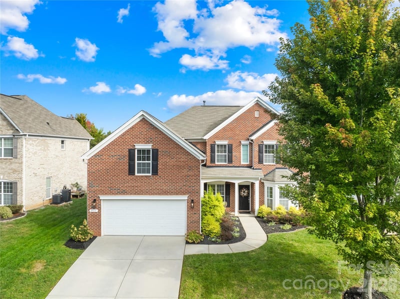8513 Fairgreen Avenue Apt 81, Waxhaw, NC - 5 beds, 3 baths, 2,809 sqft - $825,000