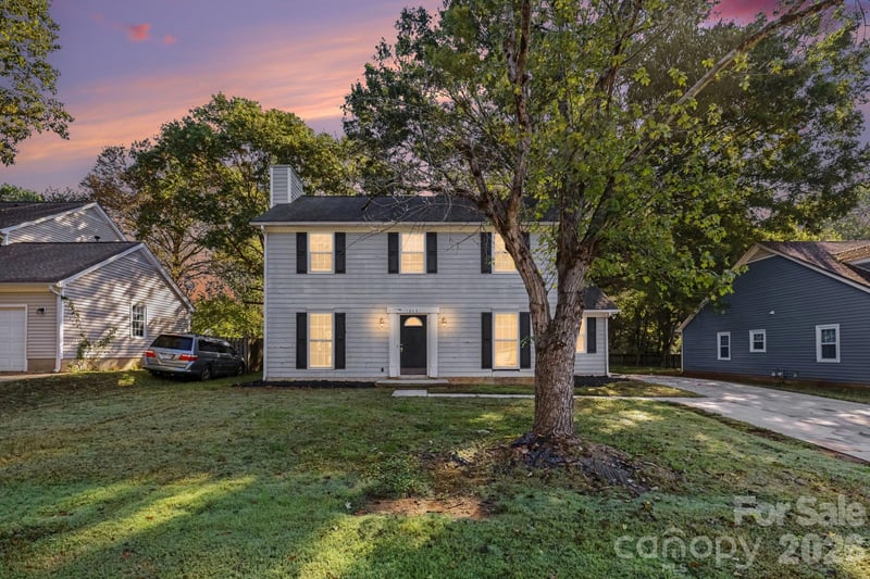 12631 Delman Lane, Pineville, NC - 3 beds, 2.5 baths, 1,653 sqft - $309,900