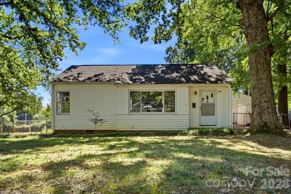 1411 Reid Street, Statesville, NC - 2 beds, 1 bath, 876 sqft - $180,000