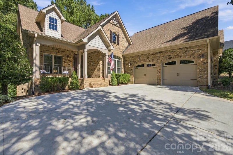 7365 Thornblade Court, Denver, NC - 3 beds, 3.5 baths, 3,049 sqft - $930,000