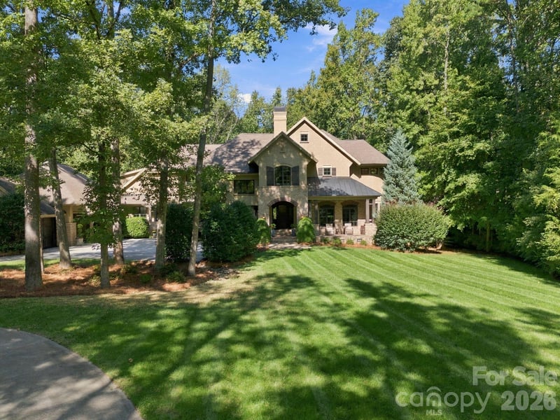 115 Saddle Creek Court, Davidson, NC - 5 beds, 5.5 baths, 6,749 sqft - $2,995,000
