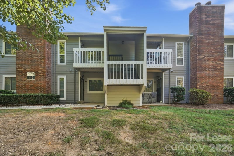 6132 Heath Ridge Court, Charlotte, NC - 1 bed, 1 bath, 696 sqft - $1,250/mo