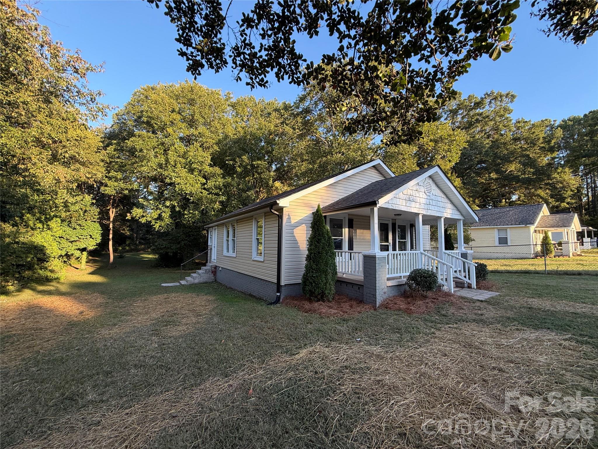 308 Spring Garden Ave, Kannapolis, NC 28081. property listing photo