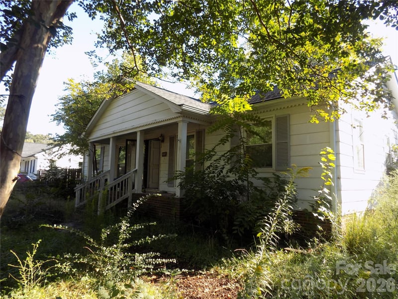 163 Downey Lake Road, Dallas, NC - 4 beds, 2 baths, 1,242 sqft - $163,000