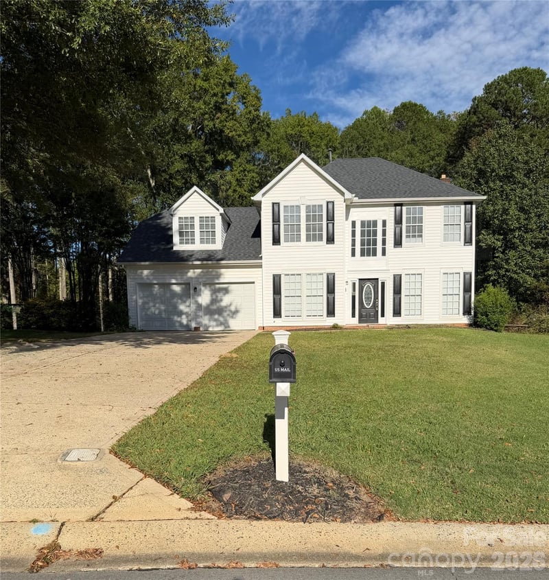 10904 Delsing Court, Charlotte, NC - 4 beds, 2.5 baths, 2,082 sqft - $399,900