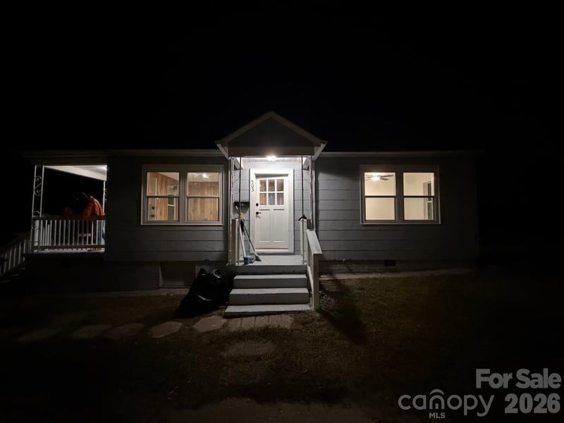 503 N Myrtle School Road 9/B, Gastonia, NC - 2 beds, 1 bath, 940 sqft - $198,000