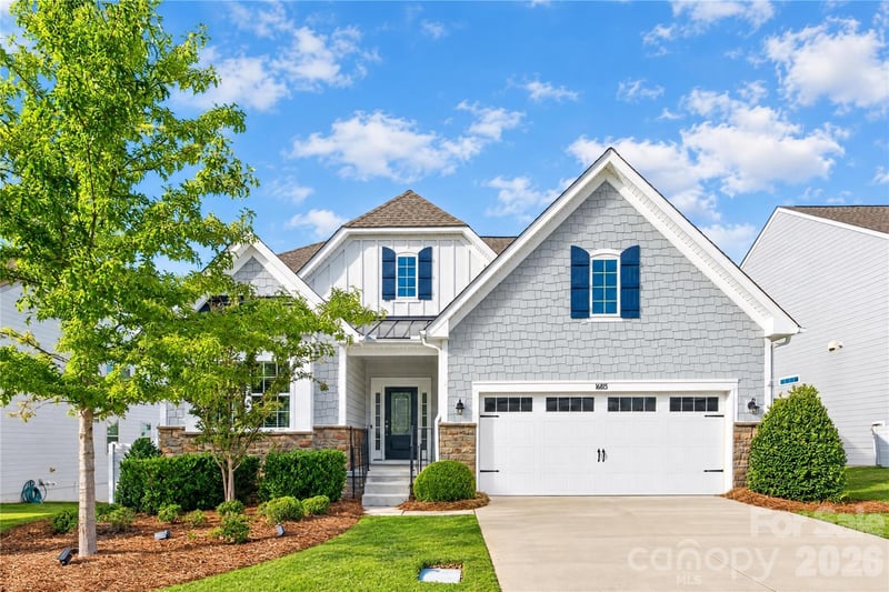 16815 Lookout Landing Lane, Charlotte, NC - 5 beds, 4 baths, 4,080 sqft - $725,000
