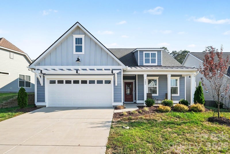 5605 Caneel Lane, Denver, NC - 3 beds, 3 baths, 2,304 sqft - $925,000