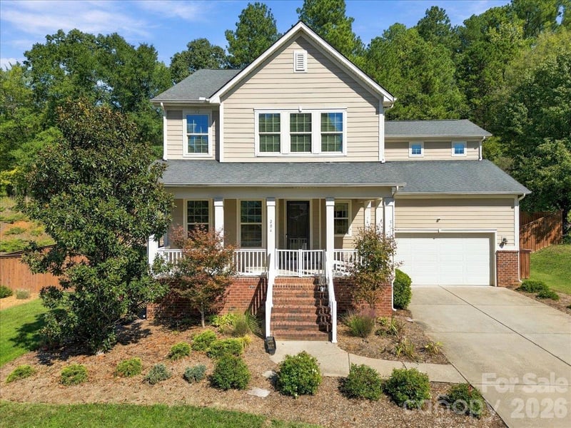 204 Southfork Lane, Belmont, NC - 5 beds, 4 baths, 3,036 sqft - $647,000