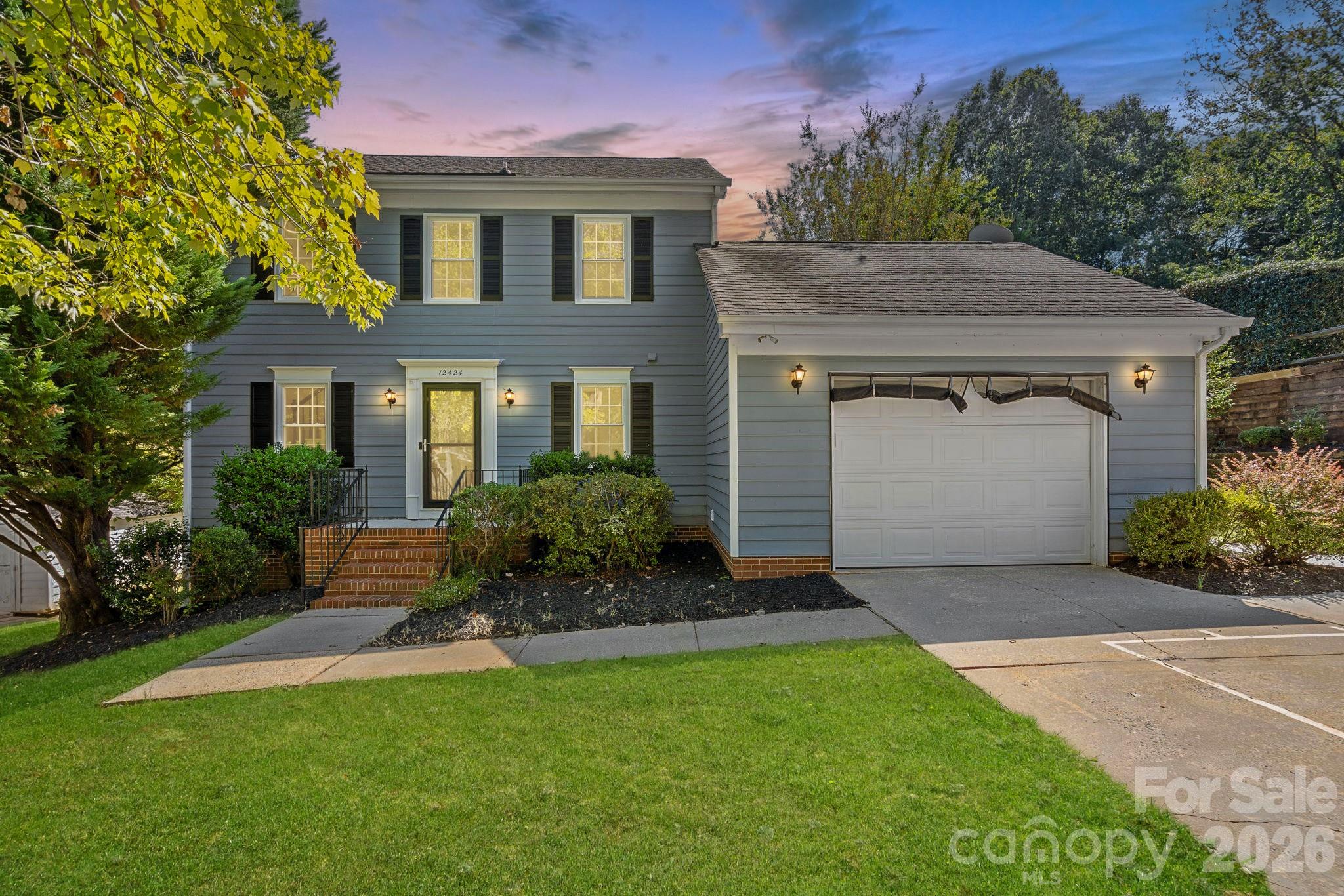 12424 Cool Mist Ln, Huntersville, NC 28078. property listing photo