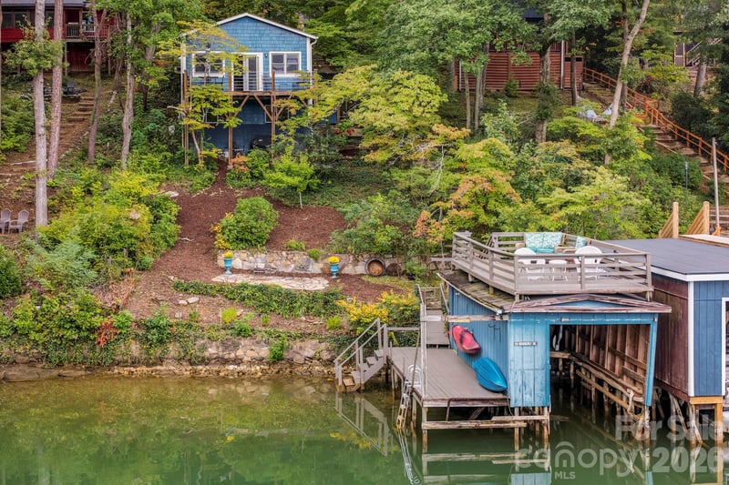 134 Neighborly Drive, Lake Lure, NC - 2 beds, 1 bath, 756 sqft - $739,000