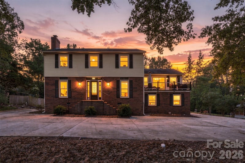 4206 Foxmoor Drive L43B2M19-181, Charlotte, NC - 4 beds, 3 baths, 3,338 sqft - $835,000
