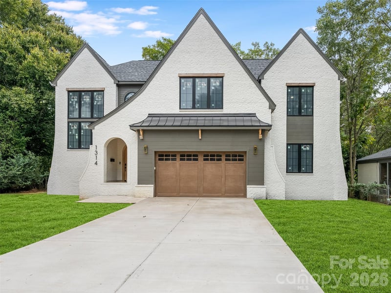 1314 Richland Drive, Charlotte, NC - 6 beds, 6 baths, 4,365 sqft - $1,850,000