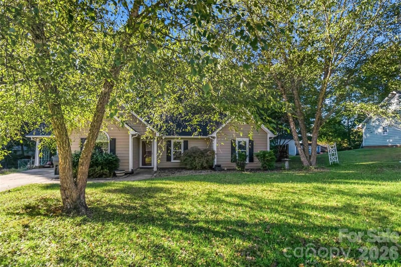 128 Weeping Willow Way, Gastonia, NC - 3 beds, 2 baths, 1,173 sqft - $269,900