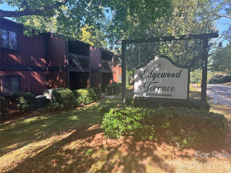 47 Edgewood Avenue Apt. B8, Concord, NC - 2 beds, 2 baths, 1,000 sqft - $173,000