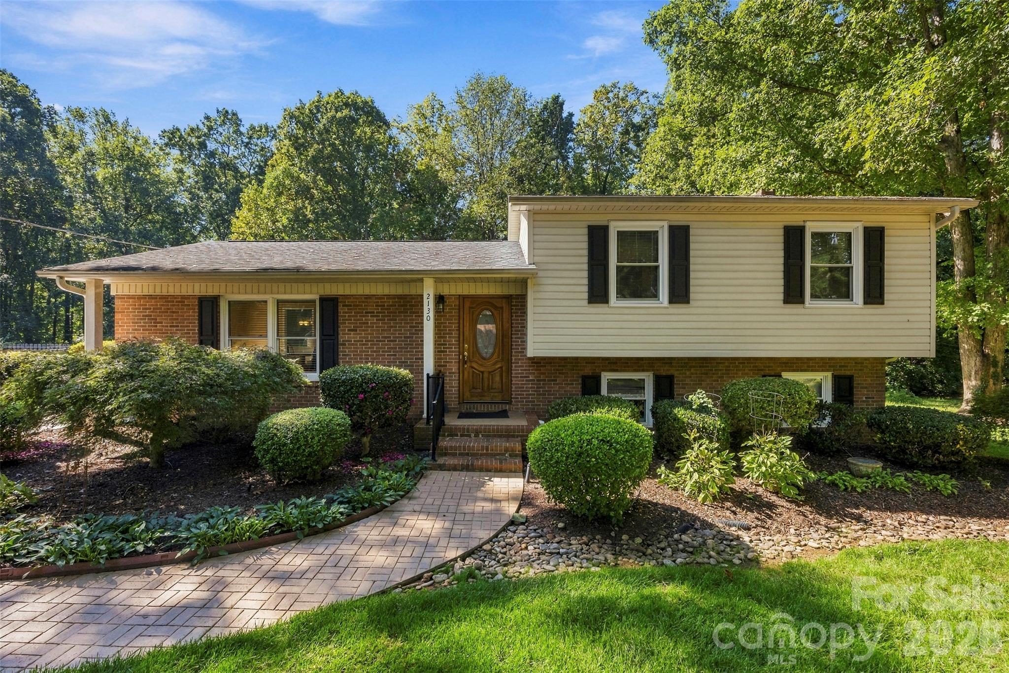 2130 Greenleaf Dr, Gastonia, NC 28054. property listing photo