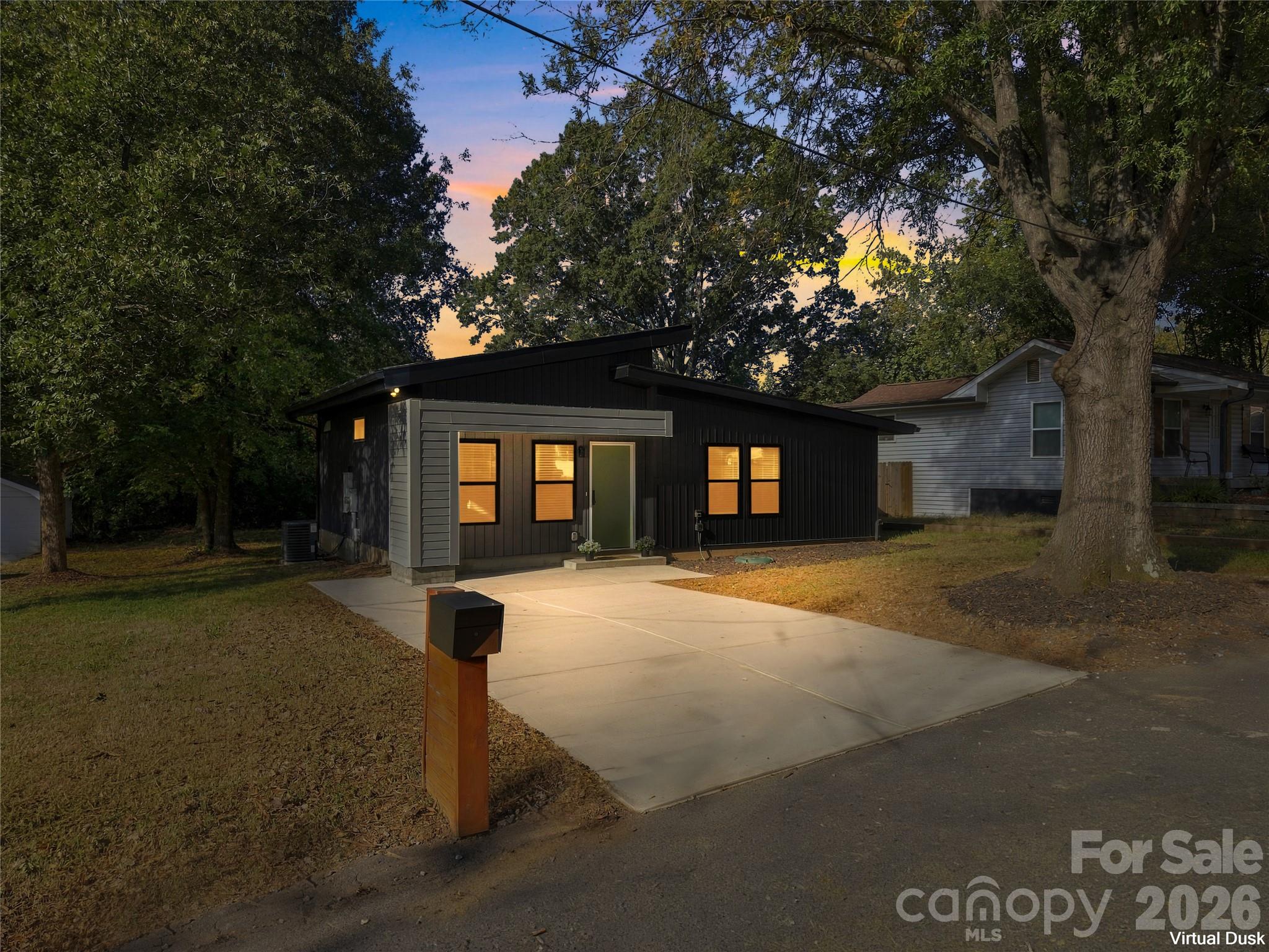 571 Buford Dr SW, Concord, NC 28025. property listing photo