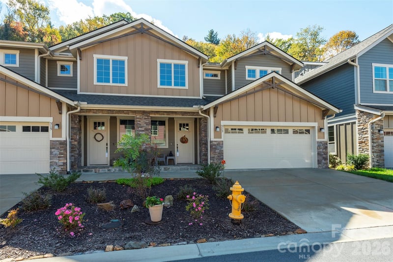 513 Sweet Birch Park Lane, Black Mountain, NC - 3 beds, 2.5 baths, 2,348 sqft - $629,900