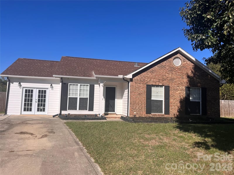 4102 Carolina Pointe Court, Concord, NC - 4 beds, 2 baths, 1,240 sqft - $319,900
