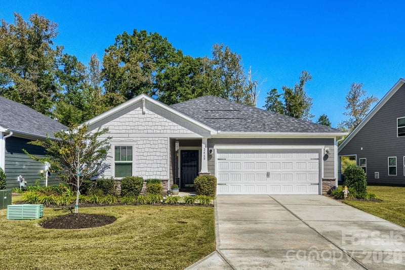 2468 Riparian Way, Denver, NC - 3 beds, 2 baths, 1,478 sqft - $420,000