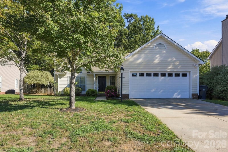 4000 Huntmeadow Drive, Charlotte, NC - 3 beds, 2 baths, 1,437 sqft - $385,000