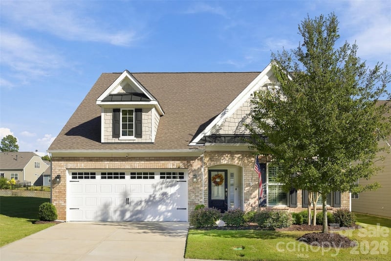 3162 Windhaven Lane Apt 117, Tega Cay, SC - 3 beds, 2.5 baths, 2,198 sqft - $537,000