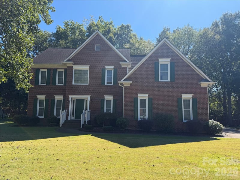 10909 Megwood Drive, Charlotte, NC - 4 beds, 2.5 baths, 2,934 sqft - $700,000