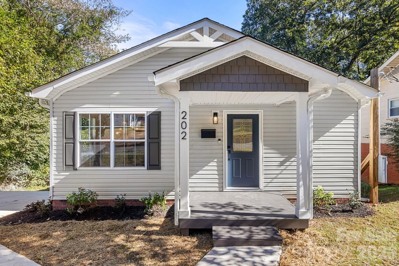 202 Joe Louis Street, Fort Mill, SC - 3 beds, 2 baths, 1,425 sqft - $319,900