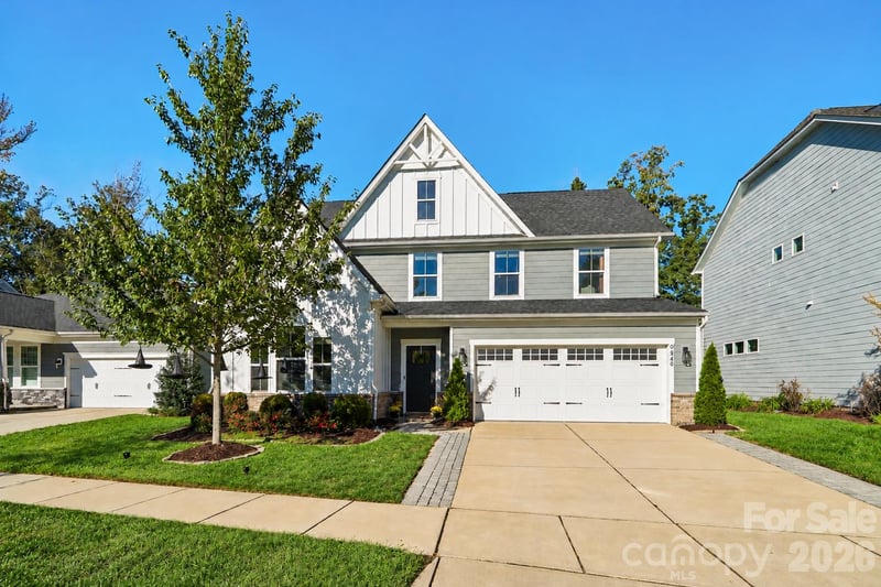 9840 Andres Duany Drive, Huntersville, NC - 4 beds, 2.5 baths, 2,691 sqft - $599,000
